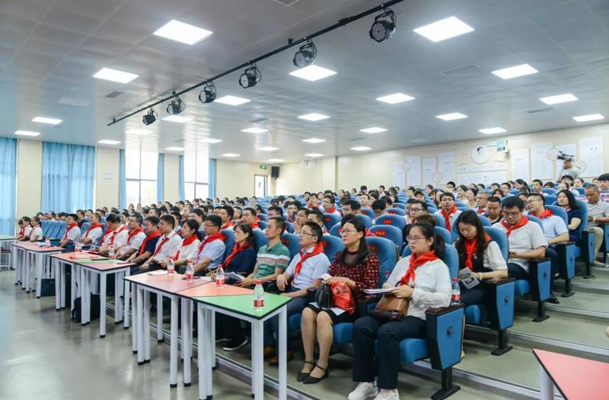 智博足球官网入口1919hrceluebbs