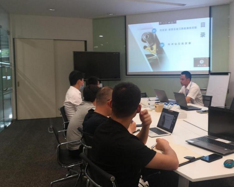 智博足球官网入口1919hrceluebbs