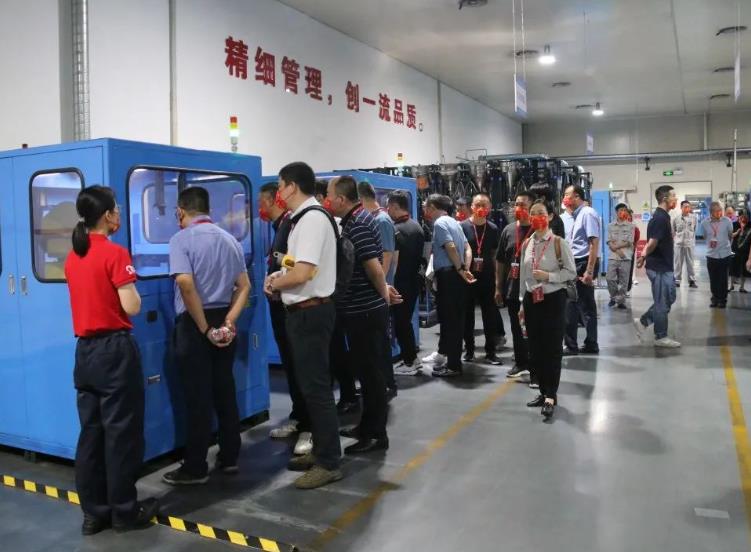 智博足球官网入口1919hrceluebbs