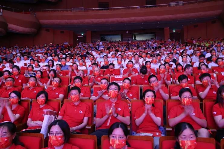 智博足球官网入口1919hrceluebbs