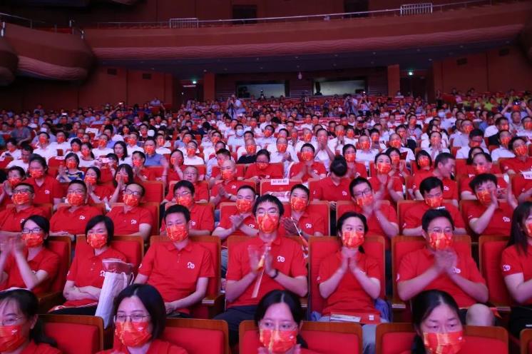 智博足球官网入口1919hrceluebbs