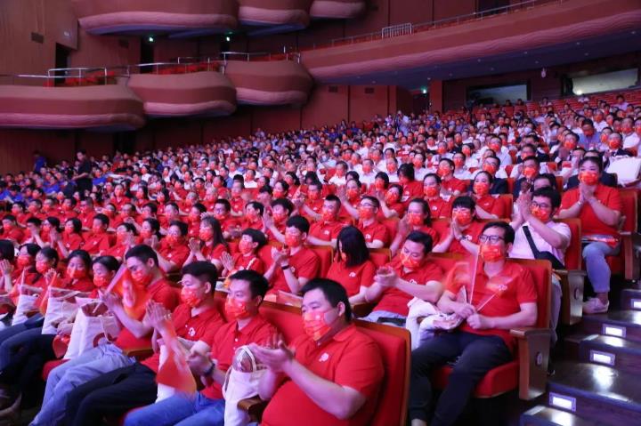 智博足球官网入口1919hrceluebbs